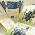 Lebensmitteletiketten für Wurst und Heidelbeersaft